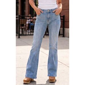 Telepatía Mid-Rise Flare Cut Fade-Wash Jeans Size 7/28 EUC